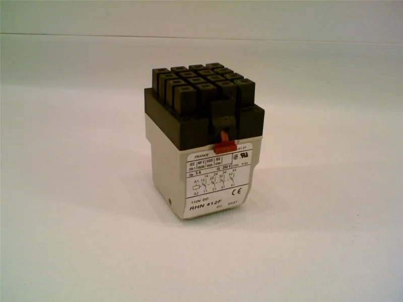 Schneider Electric RHN412F (image 3)