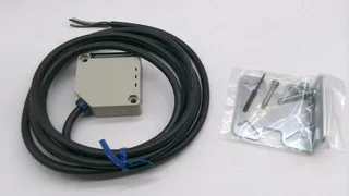 Schneider Electric XUK5AKSAL2 — Photoelectric Sensors