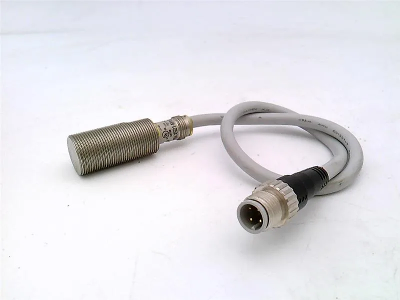 Omron E2FM-X5D1-M1GJT03M — Proximity Sensors (image 2)