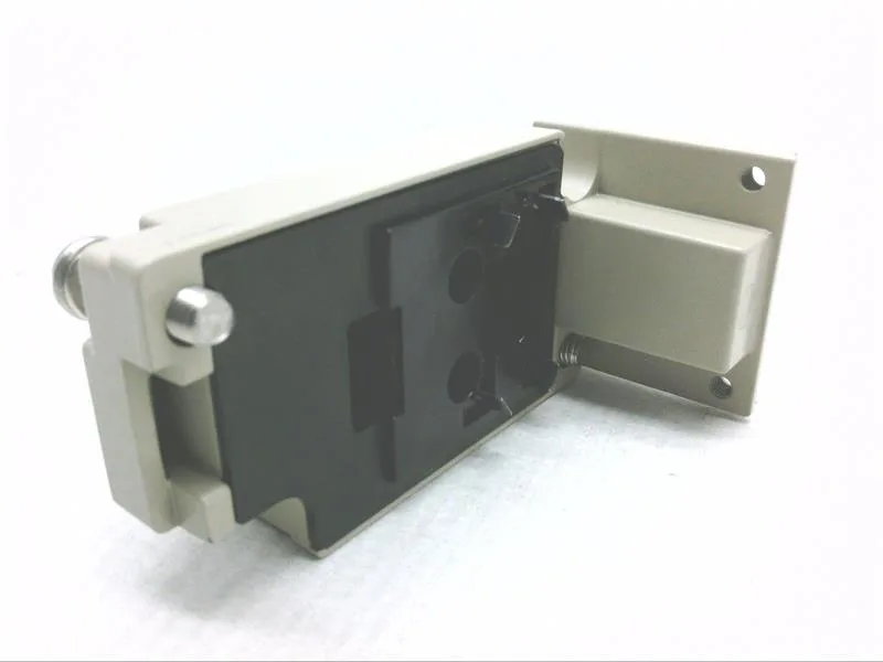 Omron D4A-0200N — Limit Switches (image 2)