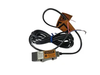 Omron E3L-2LRC4