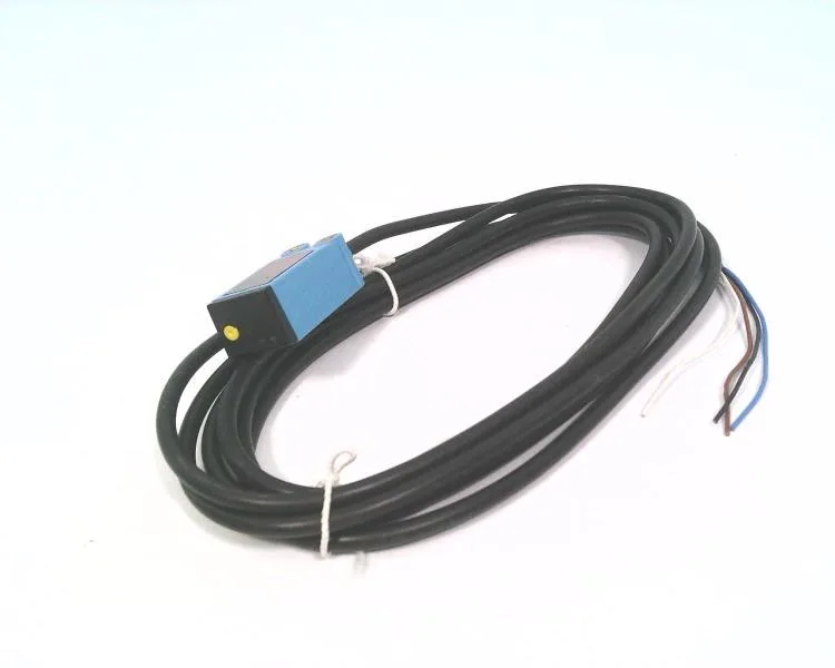 SICK WLG4-3E1184 — Photoelectric Sensors (image 3)