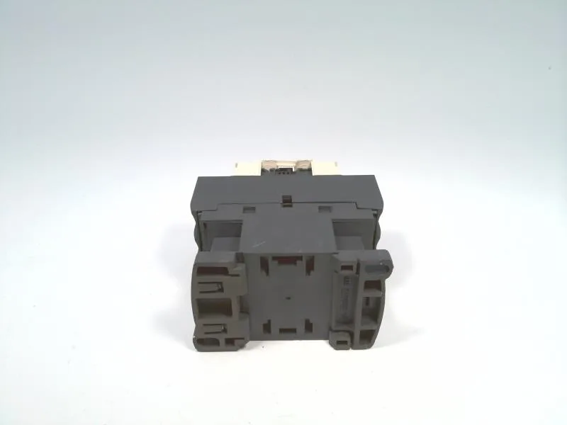 Schneider Electric LC2DREQ3763 — Contactors (image 4)
