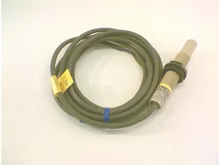 Omron E2K-X4MY1 — Proximity Sensors (image 3)
