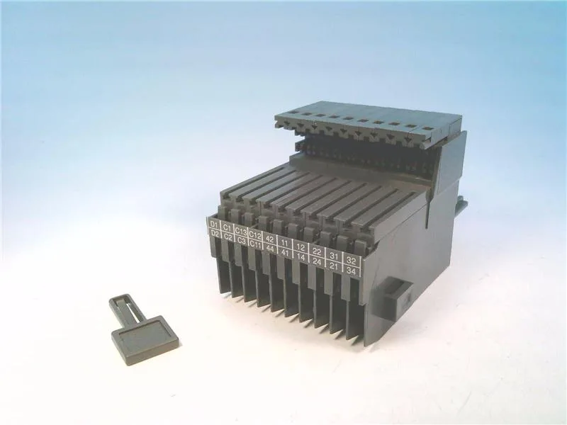 ABB 1SDA062169R1 — Molded Case Circuit Breakers (MCCB) (image 3)