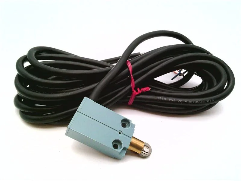 Schneider Electric XCM-A1025 — Limit Switches (image 2)