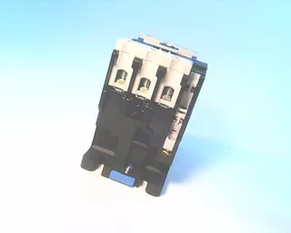 Chint CJX2-6511-220V — Contactors (image 2)