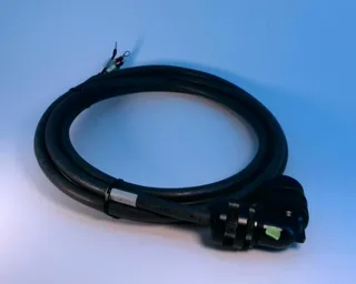 Omron R88A-CAWC003S-E — PLC Accessories
