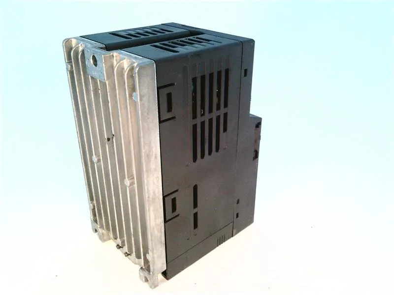 Mitsubishi Electric FR-E720-015SC-N6 — AC Drives (VFD) (image 4)