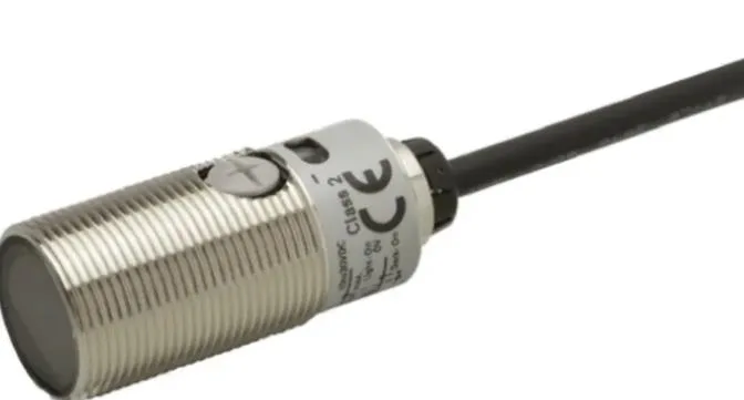 Omron E3F2-DS30C4-M-2M — Photoelectric Sensors