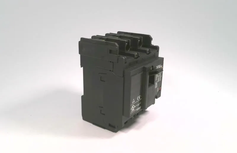 Fuji Electric EA33AC/5 — Molded Case Circuit Breakers (MCCB) (image 4)