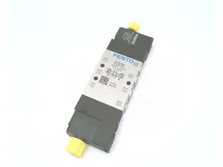 Festo CPE10-M1CH-5/3E-M7 — Solenoid & Directional Valves