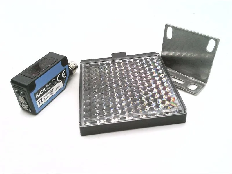 SICK WL8-P2231 — Photoelectric Sensors