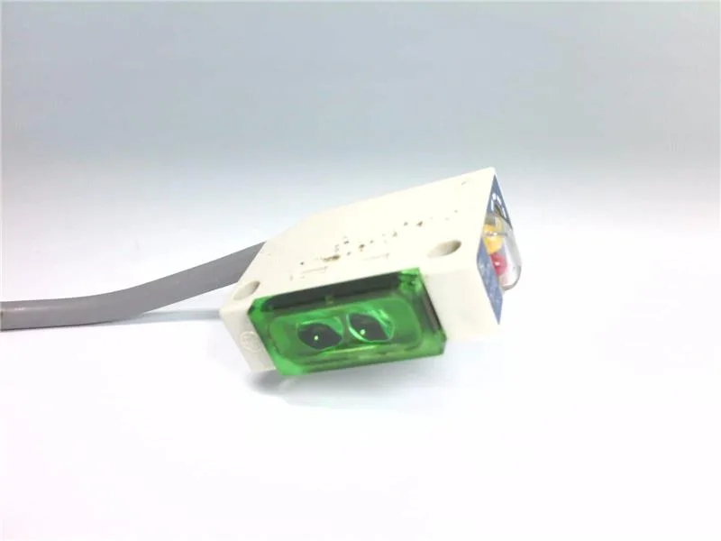 Schneider Electric XUMH15353G — Photoelectric Sensors (image 2)