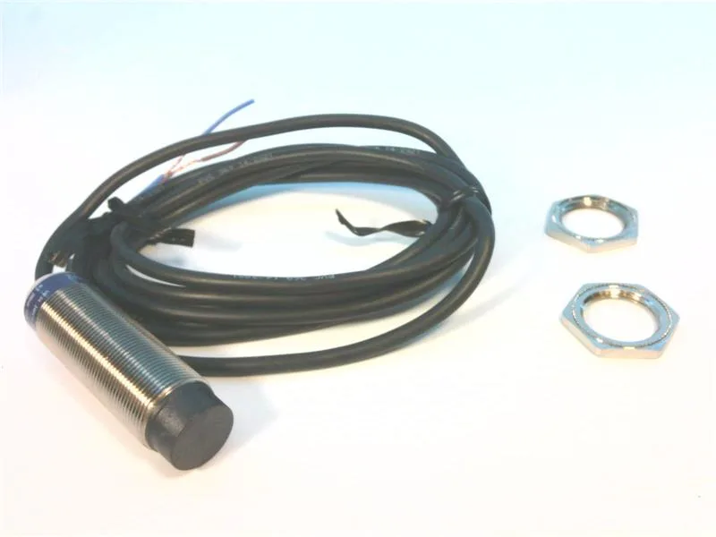 Schneider Electric XS618B4MAL2 — Proximity Sensors (image 3)