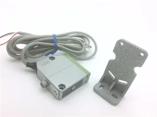 Omron E3S-LS10XE1 — Photoelectric Sensors (image 2)