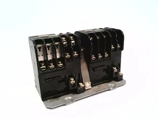 Fuji Electric SRC3938-5-1NM — Contactors (image 3)