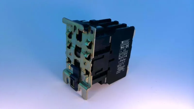 Schneider Electric LC1D4011B5 (image 2)