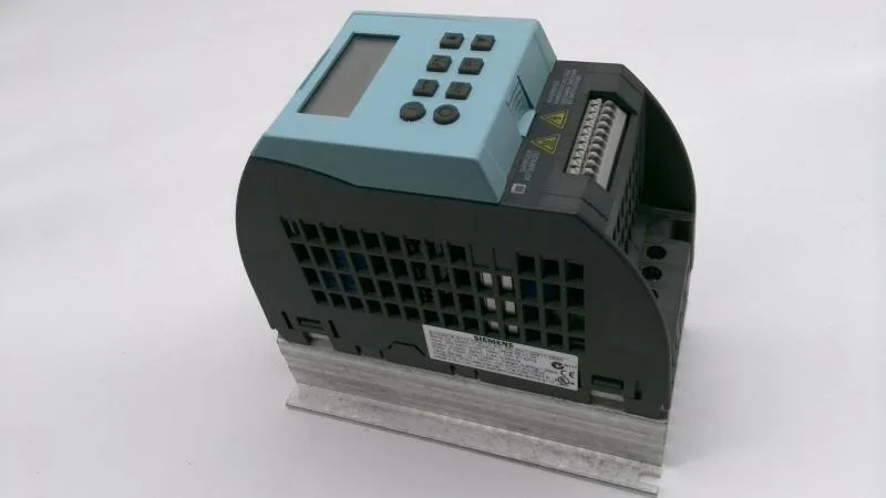 Siemens 6SL3211-0AB17-5BA0 — AC Drive (VFD) 240V (image 2)