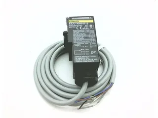 Omron E3JU-XRM-4T3