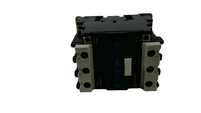 Schneider Electric LC1D4011FE7 — Contactors (image 2)