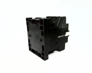 Fuji Electric SC-2SN-AC120V — Contactors (image 3)