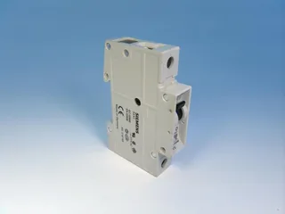 Siemens 5SX2104-7