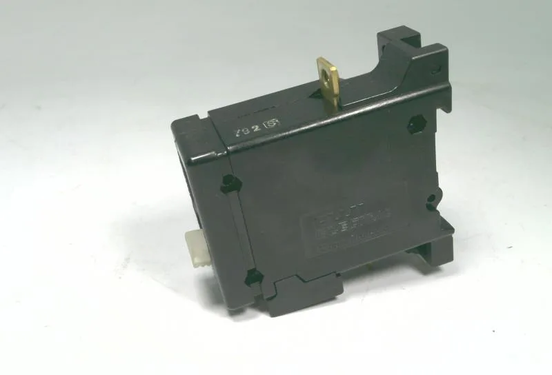 Fuji Electric CP31DI-2A-DC — Miniature Circuit Breakers (MCB) (image 4)