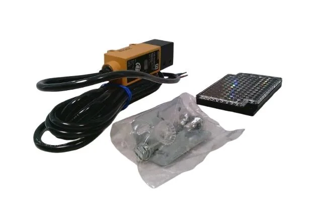 Omron E3S-RS30E42-30 — Photoelectric Sensors (image 2)