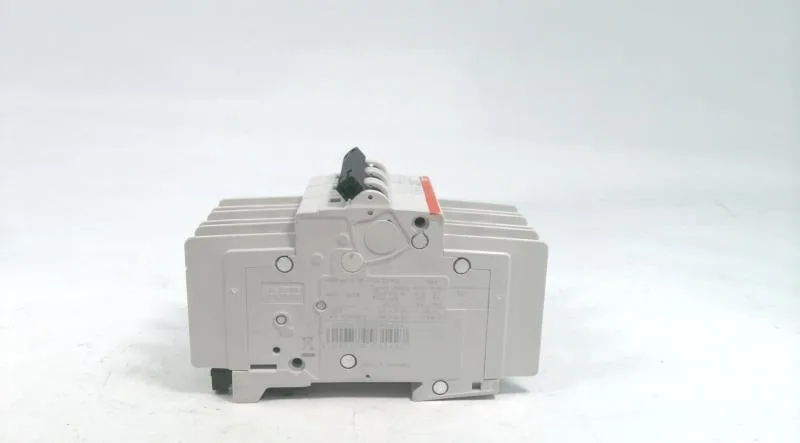 ABB SU203M-C63 — 3-Pole MCB (DIN Rail) (image 5)
