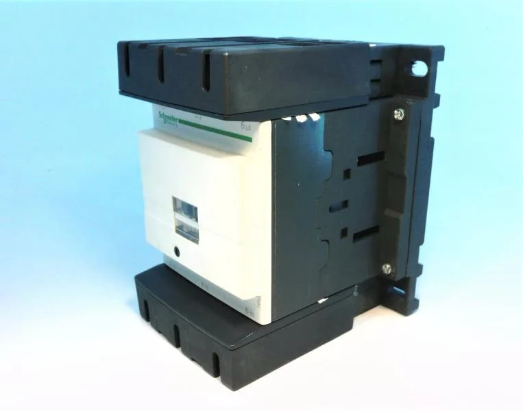 Schneider Electric LC1D150GD (image 4)