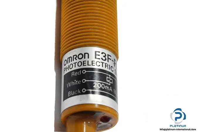 Omron E3F-R2Z2 — Photoelectric Sensors (image 5)