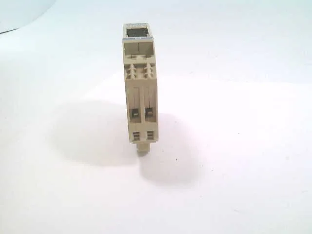 Schneider Electric GB2CD16 (image 4)