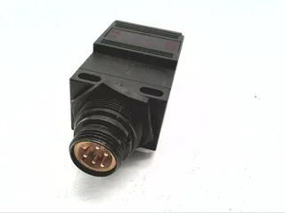 Omron E3JU-R5M4T-MN — Photoelectric Sensors (image 2)