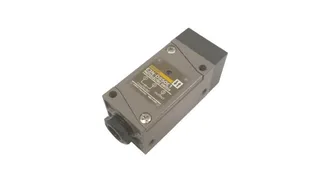 Omron E3N-DS50E1 — Photoelectric Sensors (image 2)
