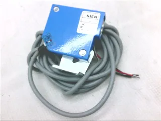 SICK WL10-912 — Photoelectric Sensors (image 2)