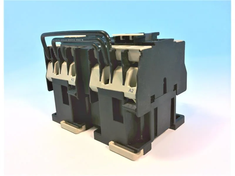 Schneider Electric LC2D0901K7 — Contactors (image 2)