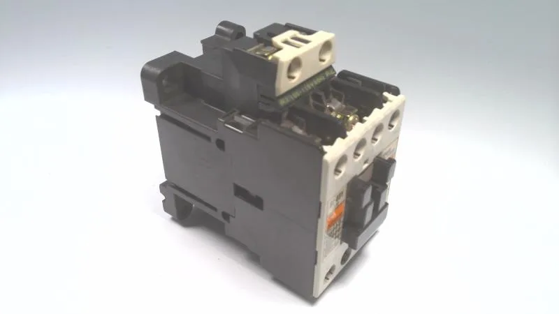 Fuji Electric 4NC0F0A10Y — Contactors (image 2)