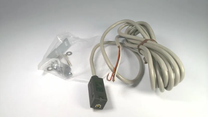 Omron E3H-DS5C13 — Photoelectric Sensors (image 3)