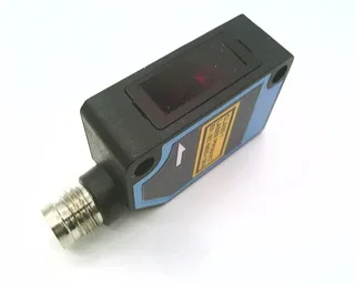 SICK WT100L-F2241 — Photoelectric Sensors