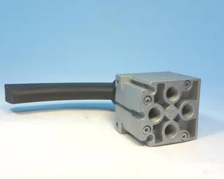 Festo VHER-BH-M04C-G14-UD — Solenoid & Directional Valves (image 4)