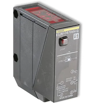 Omron E3JM-DS70M4-G OMS