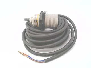 Omron E2F-X10Y1-53US