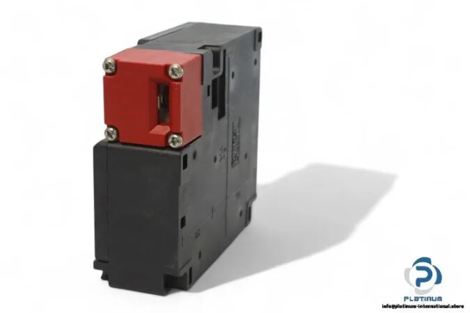 Omron D4NL4CFAB — Limit Switches (image 3)