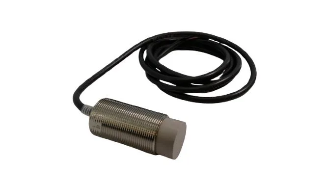 Omron E2E2X18MC1 — Proximity Sensors (image 2)