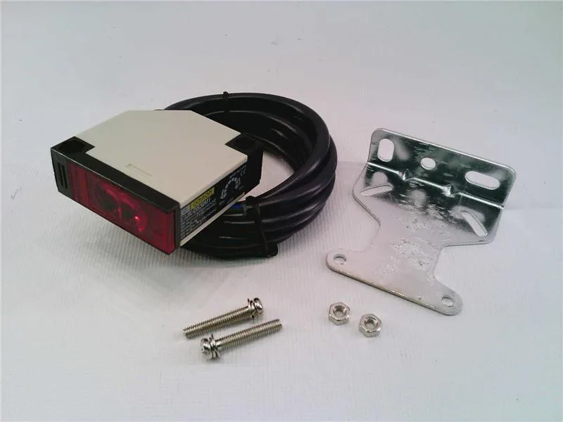 Omron E3JK-DS30M1 — Photoelectric Sensors (image 2)