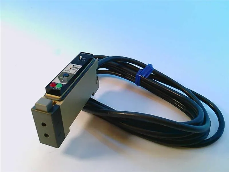 Omron E3X-T11 — Photoelectric Sensors (image 4)