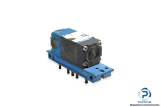 Festo VLL-5-PK-3 — Solenoid & Directional Valves (image 3)