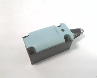 Siemens 3SE5112-0KD02 — Limit Switches (image 2)