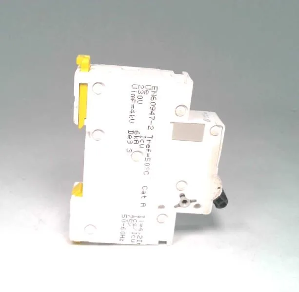 Schneider Electric A9N21012 — Miniature Circuit Breakers (MCB) (image 3)